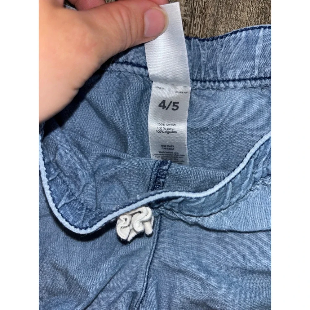 Carters Girls Blue Chambray Ruffle Trim Pull On Shorts Size‎ 4/5 100% Cotton